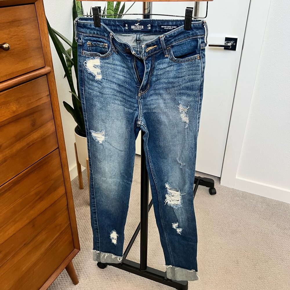 Hollister jeans